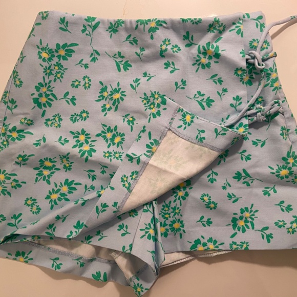 Flower skort - Picture 3 of 3